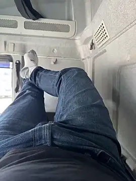 Snapshot of Dan_NFS chatting on 14, 9, 2025 Dan NFS online show from 14, 9, 2025