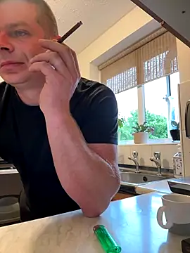 Snapshot of Dan_NFS chatting on 17, 9, 2025 Dan NFS online show from 17, 9, 2025