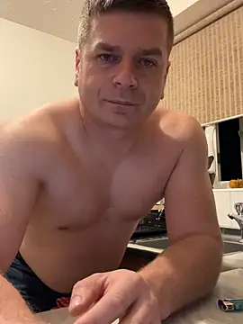 Snapshot of Dan_NFS chatting on 17, 11, 2025 Dan NFS online show from 17, 11, 2025