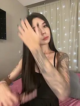 Snapshot of Vika_Gray chatting on 5, 10, 2025 Vika Gray online show from 5, 10, 2025