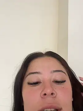 Snapshot of Dafne_ros chatting on 9, 7, 2026 Dafne ros online show from 9, 7, 2026