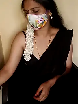 Snapshot of yourtamilcouple chatting on 14, 12, 2024 yourtamilcouple online show from 14, 12, 2024