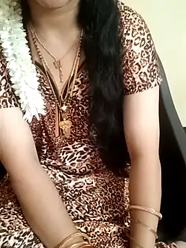 Snapshot of yourtamilcouple chatting on 3, 2, 2025 yourtamilcouple online show from 3, 2, 2025