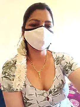 Snapshot of yourtamilcouple chatting on 15, 3, 2025 yourtamilcouple online show from 15, 3, 2025