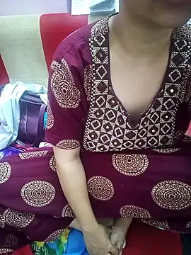 Snapshot of yourtamilcouple chatting on 10, 2, 2026 yourtamilcouple online show from 10, 2, 2026