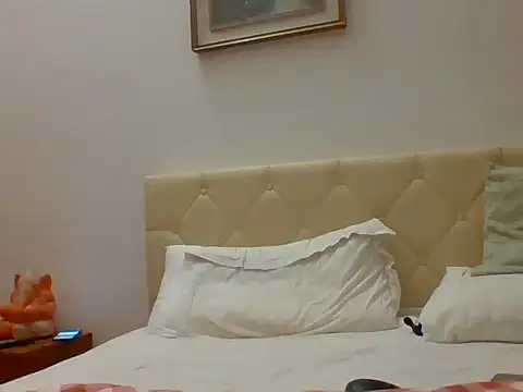 Snapshot of mario80755 chatting on 15, 3, 2026 mario80755 online show from 15, 3, 2026