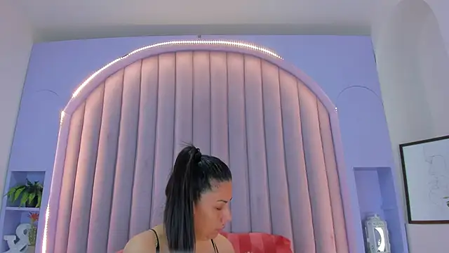 JaylaScott   online show from 22, 2, 2026