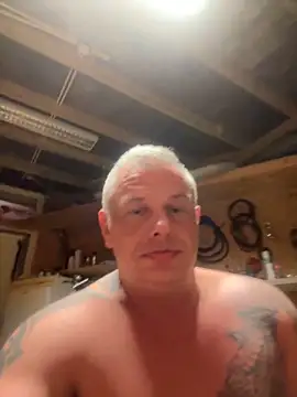 Snapshot of JakubW79 chatting on 18, 12, 2024 JakubW79 online show from 18, 12, 2024