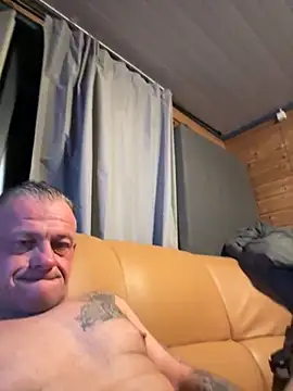 Snapshot of JakubW79 chatting on 20, 10, 2025 JakubW79 online show from 20, 10, 2025