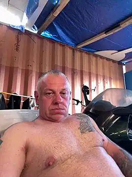 Snapshot of JakubW79 chatting on 1, 5, 2026 JakubW79 online show from 1, 5, 2026