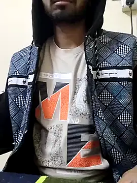 Snapshot of hotboy22 chatting on 29, 12, 2024 hotboy22 online show from 29, 12, 2024