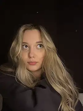 Snapshot of Alisa_Rise chatting on 13, 2, 2025 Alisa Rise online show from 13, 2, 2025