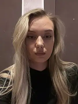 Snapshot of Alisa_Rise chatting on 26, 2, 2025 Alisa Rise online show from 26, 2, 2025