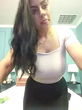 Snapshot of ElyzaIbarra chatting on 12, 2, 2025 ElyzaIbarra online show from 12, 2, 2025