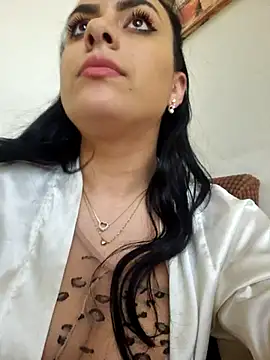 Snapshot of ElyzaIbarra chatting on 23, 2, 2025 ElyzaIbarra online show from 23, 2, 2025