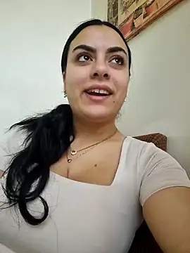 Snapshot of ElyzaIbarra chatting on 27, 2, 2025 ElyzaIbarra online show from 27, 2, 2025