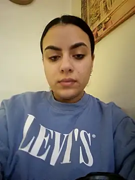 Snapshot of ElyzaIbarra chatting on 28, 2, 2025 ElyzaIbarra online show from 28, 2, 2025