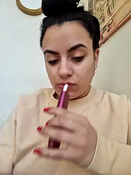 Snapshot of ElyzaIbarra chatting on 21, 3, 2025 ElyzaIbarra online show from 21, 3, 2025
