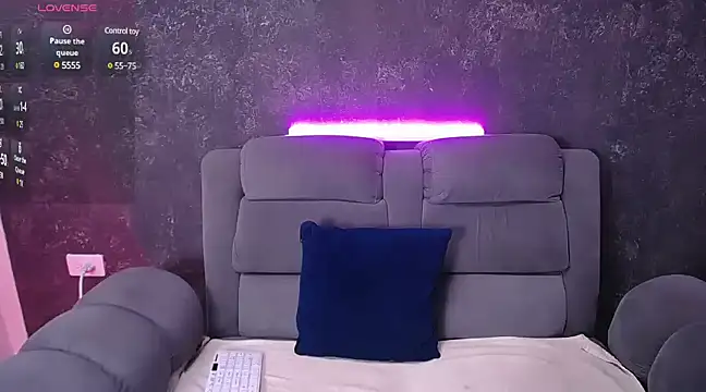 Snapshot of hannaa_jhoonson chatting on 12, 12, 2024 hannaa jhoonson online show from 12, 12, 2024