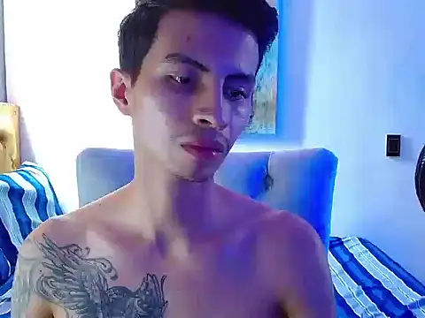 Snapshot of Velk_hot chatting on 1, 4, 2026 Velk hot online show from 1, 4, 2026