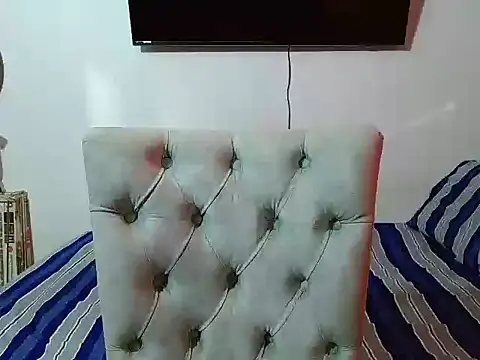 Snapshot of Velk_hot chatting on 13, 4, 2026 Velk hot online show from 13, 4, 2026