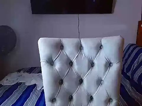 Snapshot of Velk_hot chatting on 14, 4, 2026 Velk hot online show from 14, 4, 2026