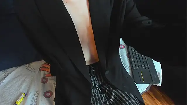 Snapshot of fulfill_fantasies1 chatting on 30, 3, 2026 fulfill fantasies1 online show from 30, 3, 2026