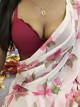 Snapshot of beby_girLL chatting on 15, 6, 2026 beby girLL online show from 15, 6, 2026