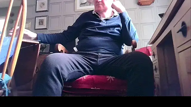 Adamdaddybear online show from 22, 3, 2025