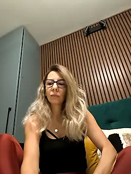 SukyGirl online show from 5, 11, 2025