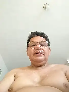 Snapshot of catatunboculion chatting on 17, 7, 2026 catatunboculion online show from 17, 7, 2026
