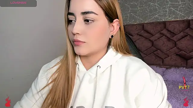 Snapshot of Lucia_star__ chatting on 14, 1, 2025 Lucia star   online show from 14, 1, 2025