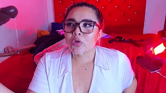 Snapshot of Agatha_humidity chatting on 23, 4, 2026 Agatha humidity online show from 23, 4, 2026