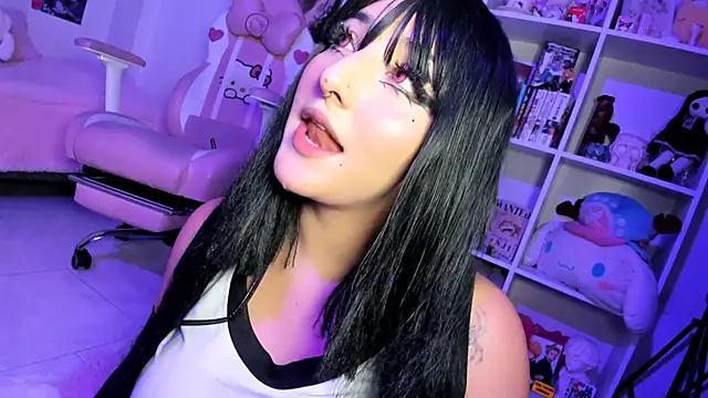 julyana  online show from 31, 1, 2025