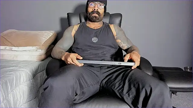 Brock hurn1 online show from 16, 4, 2026