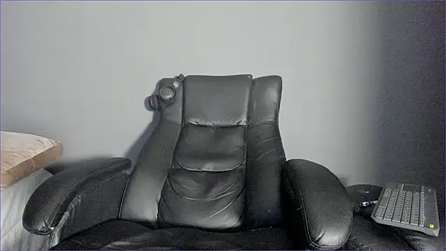 Snapshot of Brock_hurn1 chatting on 16, 6, 2026 Brock hurn1 online show from 16, 6, 2026