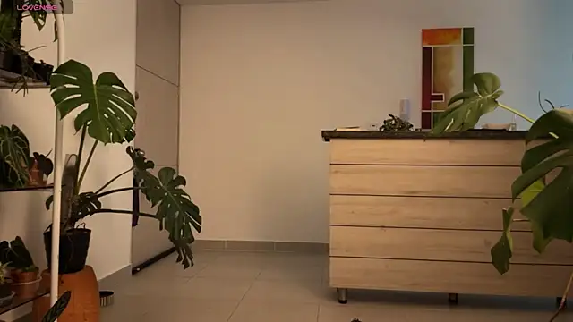 Snapshot of TheLeinad_Live chatting on 29, 10, 2025 TheLeinad Live online show from 29, 10, 2025