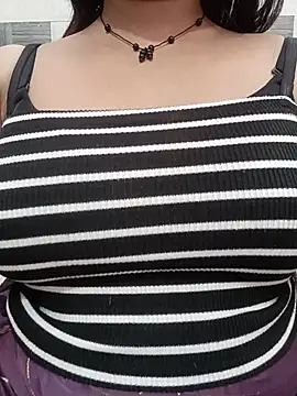 Snapshot of cute-mahek chatting on 1, 7, 2026 cute-mahek online show from 1, 7, 2026