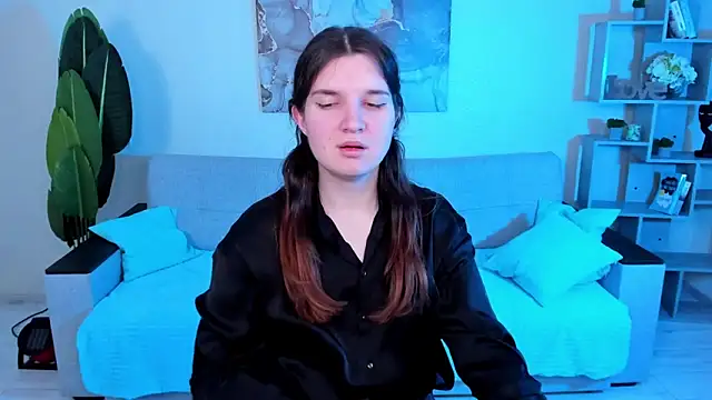 BonneyLove online show from 28, 1, 2025