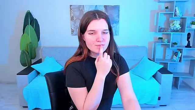 BonneyLove online show from 25, 2, 2025