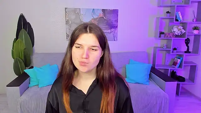 BonneyLove online show from 8, 9, 2025