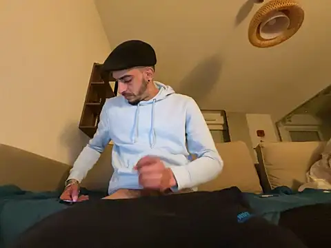 Rebeu313 online show from 4, 3, 2025