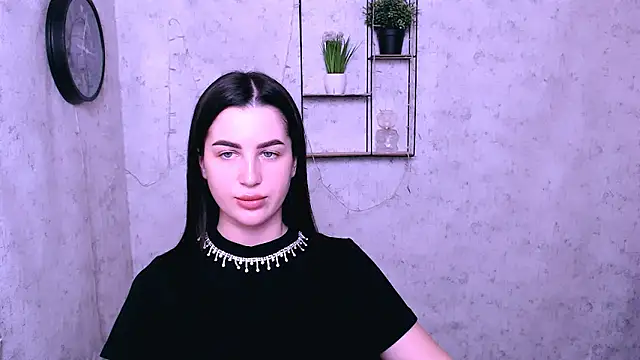 Snapshot of DivaKaily_ chatting on 1, 2, 2025 DivaKaily online show from 1, 2, 2025