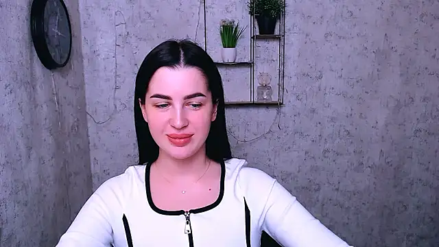 Snapshot of DivaKaily_ chatting on 6, 2, 2025 DivaKaily online show from 6, 2, 2025