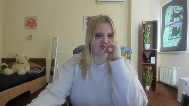 Doliss online show from 4, 12, 2025