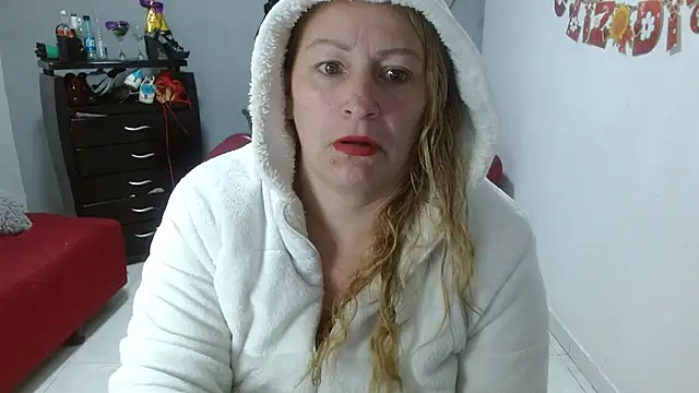 emperabigbootybigass online show from 28, 2, 2025