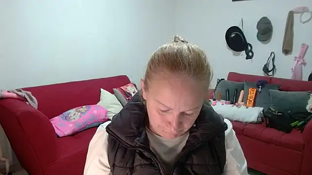 emperabigbootybigass online show from 11, 2, 2026