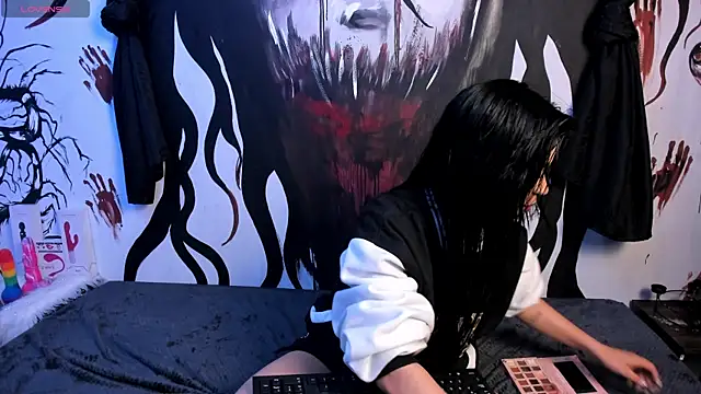 Kylie-fox online show from 8, 1, 2025