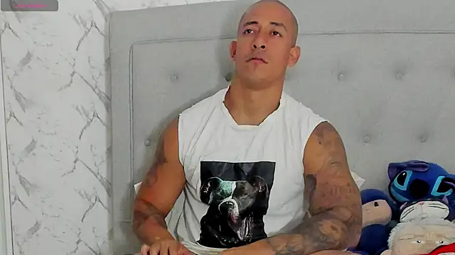 Snapshot of luigiferrara chatting on 25, 5, 2026 luigiferrara online show from 25, 5, 2026