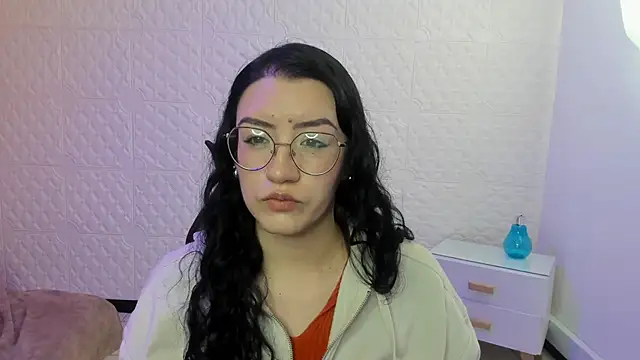 Violetaa diazz online show from 25, 10, 2025